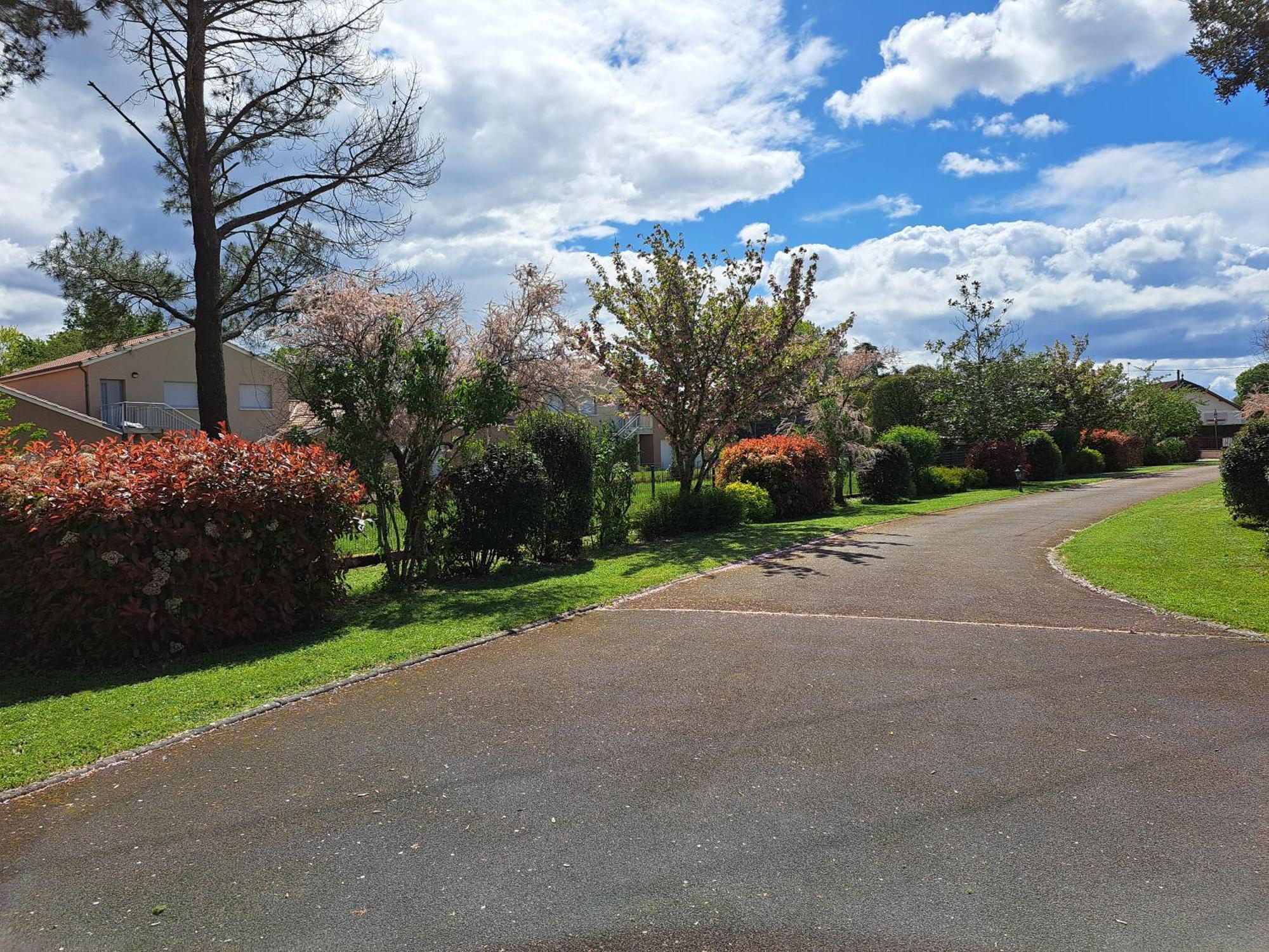 Saint-Medard-de-Guizieres A La Sourceヴィラ エクステリア 写真